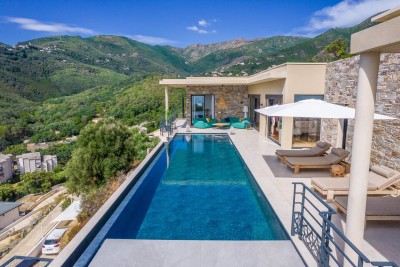 Magnifique villa avec piscine
