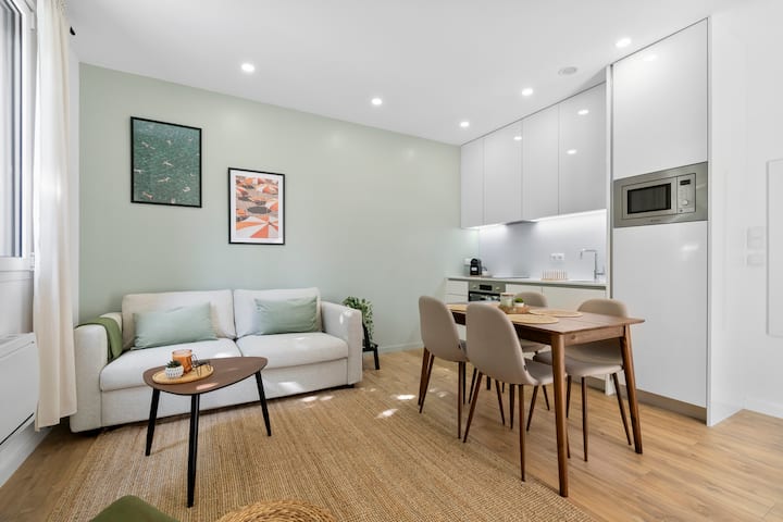 Grand Logement Lumineux -Parking- Trocadero 25 min