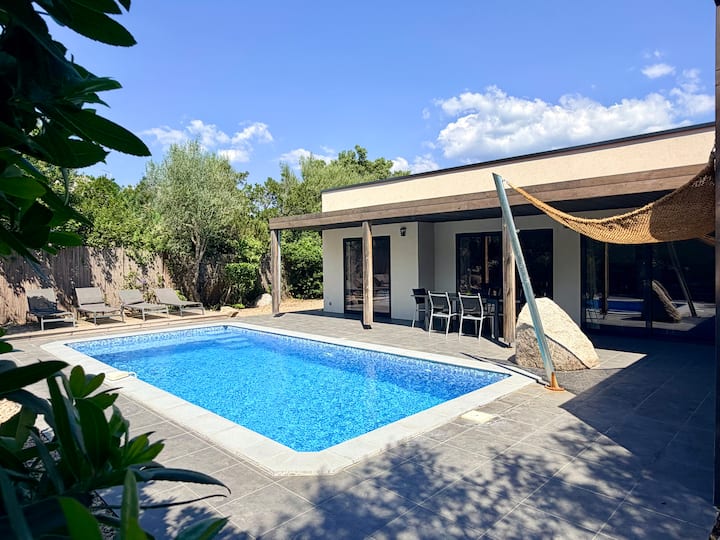 Villa Suprana–10 pers, piscine près Porto-Vecchio